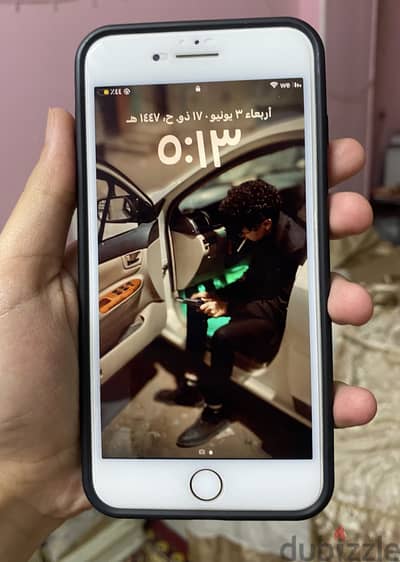 آبل - آيفون 8 بلس