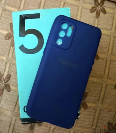 هاتف oppo رينو 5  معه العلبه فقط مغير شاشه كويسه جدا مش الأصلى
