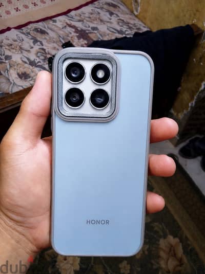 Honor X8b 512GB / 8GB RAM حالة ممتازة جدًا، بدون أي خدوش أو كسور. الشا