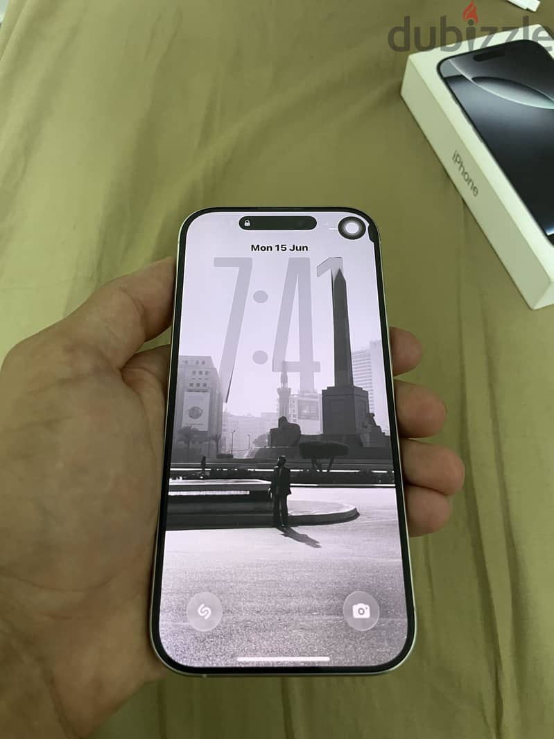 Apple - iPhone 16 Pro 6