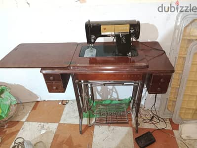 مكنة خياطه سنجر