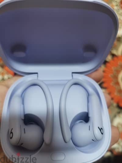 Beats Powerbeats Pro 2 (Hyper Purple) - زيرو لم تستخدم (وارد الخارج)