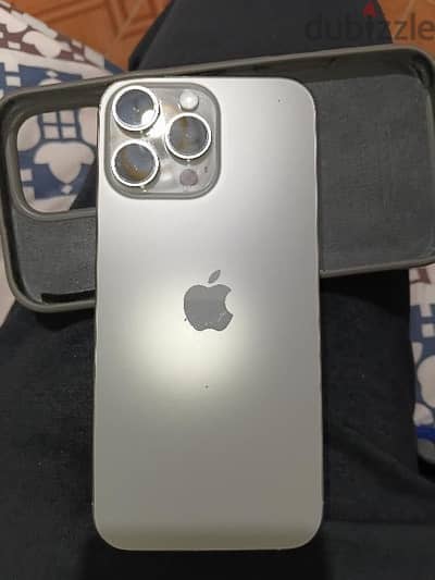 Apple - iPhone 16 Pro Max