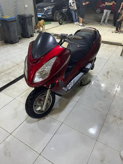 سكوتر هامرز f10