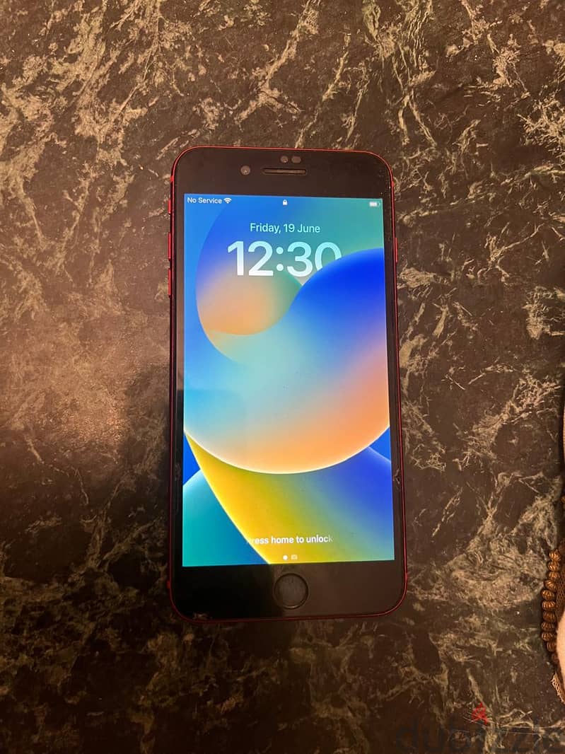 Apple - iPhone 8 Plus 1