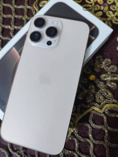 آبل - آيفون 16 برو ماكس كوبي