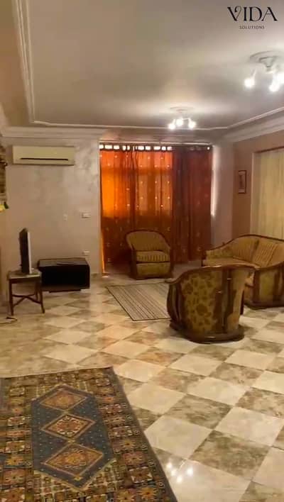 للبيع شقه بحدايق الاهرام 181م في اميز لوكيشن وباقل سعر تشطيب الترا سوبر لوكس
