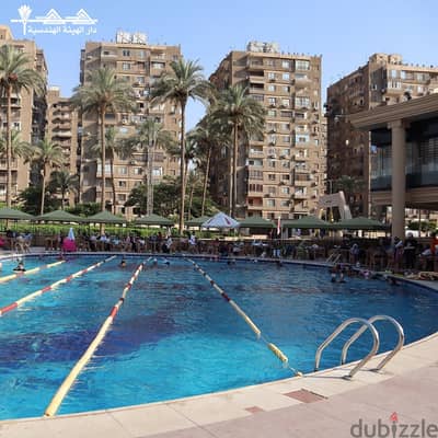 فرصة مميزة شقة في عمارات خلف العبور مصرالجديدة, تطل علي دارالهيئة