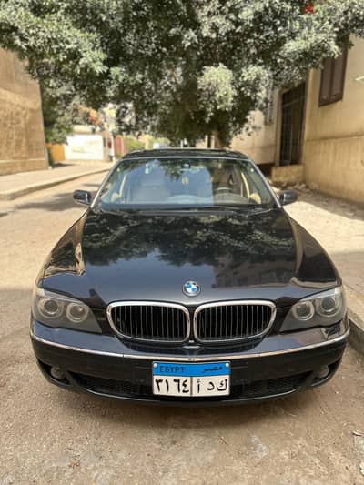 بي ام دبليو 750 2007