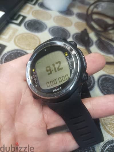 Suunto D4