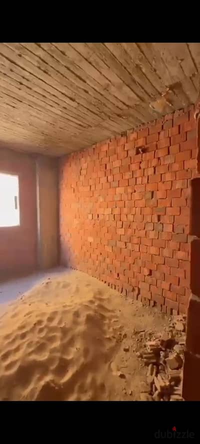 Area 7, Suez Rd, 2nd floor right, 145 sqm, delivered with meter, brick, prime location, close to services, ready for finishing now!!!