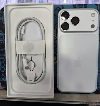 أيفون 17 برو ماكس iphone 17 pro max بشريحه علبه English