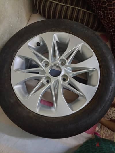 كاوتش عربية بالجنت