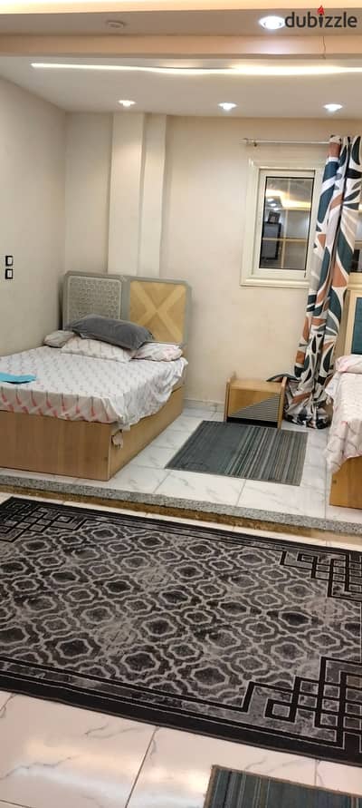 6 اكتوبر الحي الثاني مجاوره 2 خلف المحور المركزي خطوات للموقف والحصري والجامعه خطوات لمول مصر ثلث ساعة لهيبر وزايد