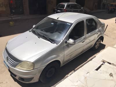 Renault Logan 2013
