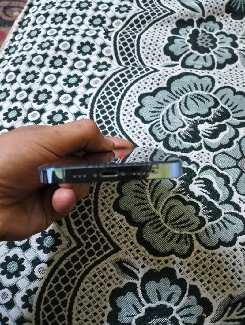 iPhone 13pro 5