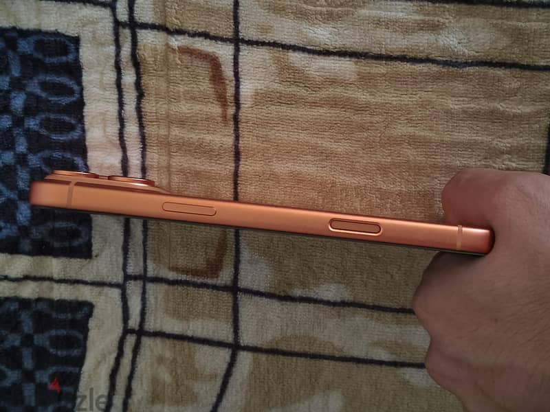 Apple - iPhone 17 Pro Max 2