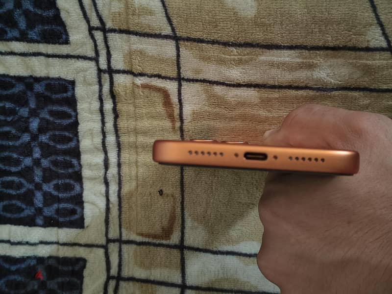 Apple - iPhone 17 Pro Max 3