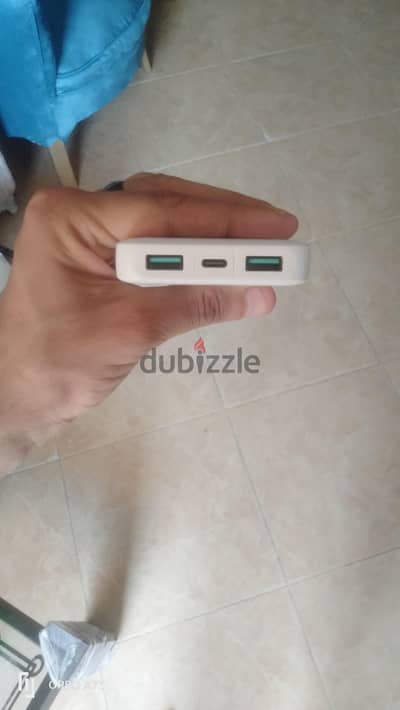 باور بانك جيروم 10الالف امبير والتاني نوع اداتا 10الاف امبير