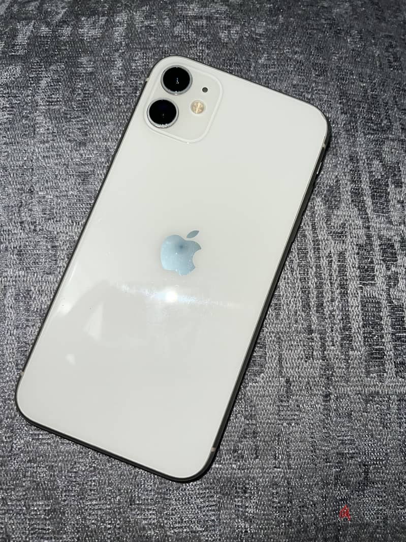 Apple - iPhone 11 1