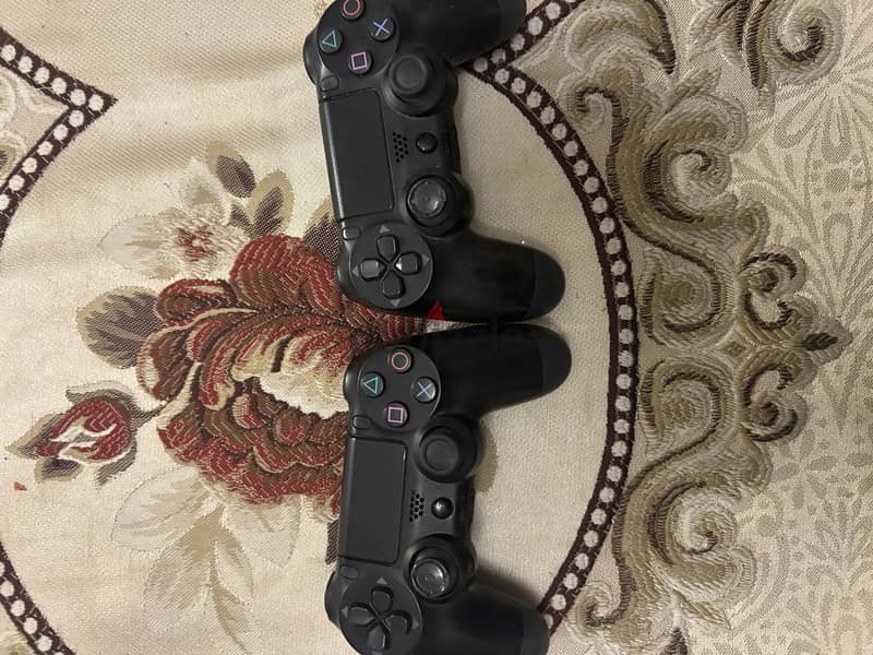 Play station 4 silm 2