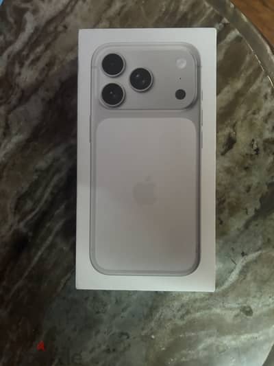 Apple - iPhone 17 Pro