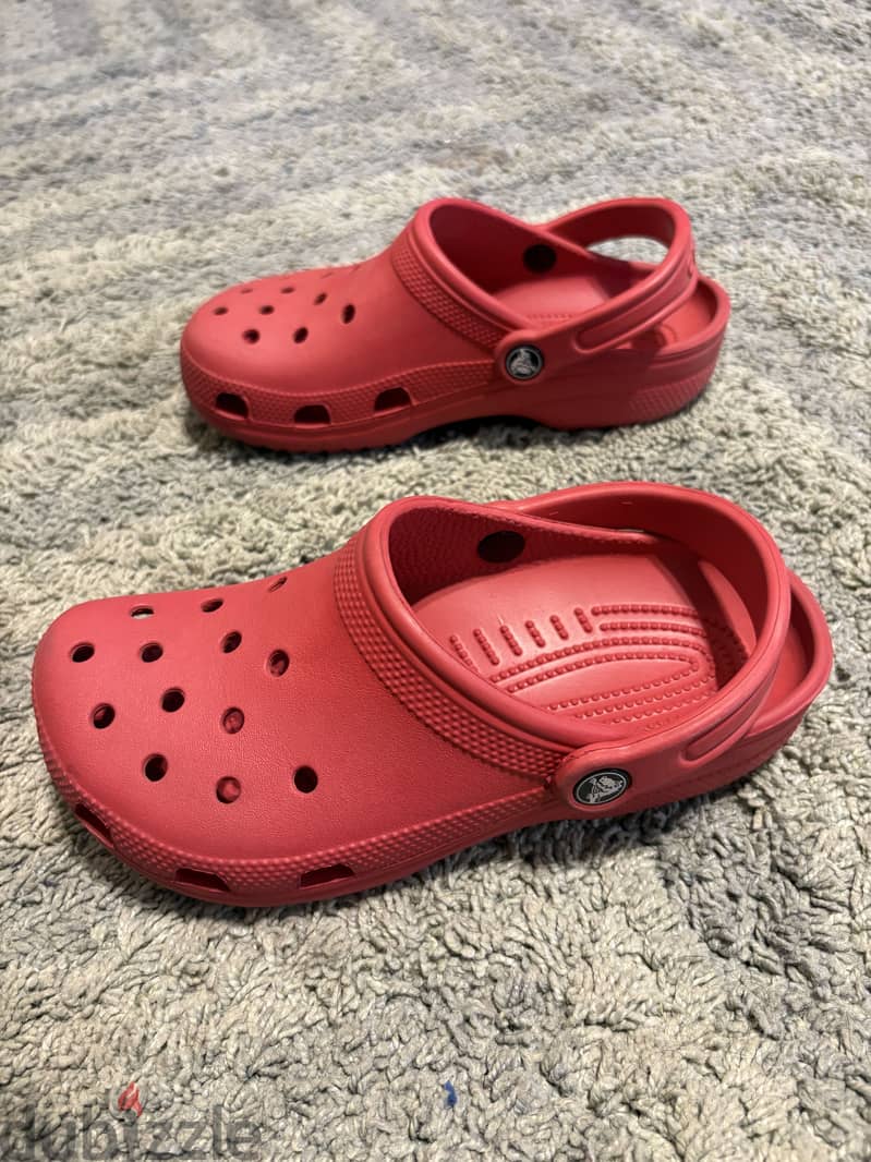 Crocs 2