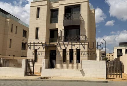 Ready to move villa type M for sale katameya creeks compound Prime location in the project