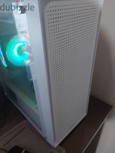 تجميعه ناقصلها بس كارت شاشة r5 5500 with b450m steel legend
