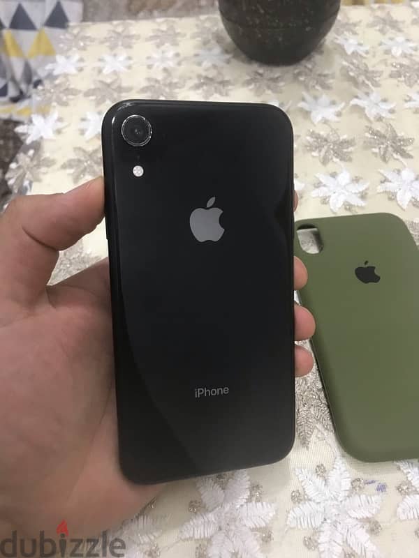iPhone XR 1