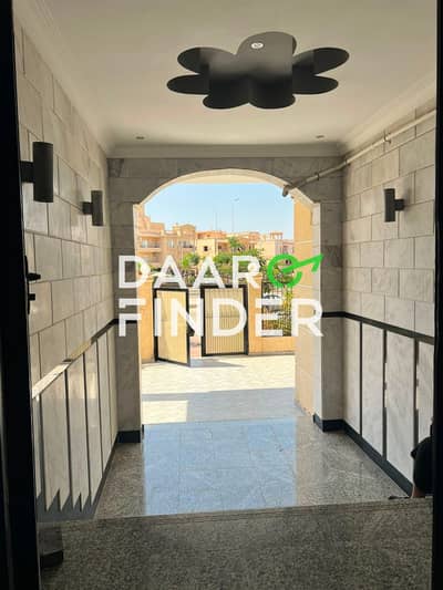 فيلا إدارية للإيجار في الشيخ زايد (المدخل 4) | مساحة 250 متر مربع | موقع متميز يطل على الشارع الرئيسي | طابق أرضي مرتفع