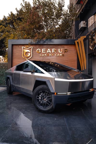 ‏  Tesla Cybertruck Foundation 2025