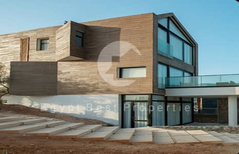 Invest in a fully finished chalet in Soma Bay with ACs included, sea view lifestyle, only 5% down payment and long flexible installment plans.