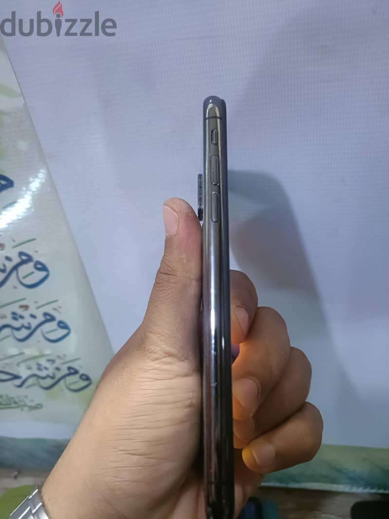 Apple - iPhone X 2