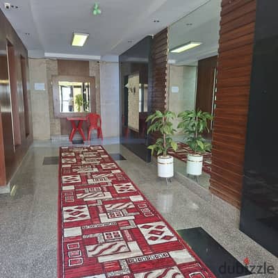 For sale, a distinctive 150-meter apartment with a facade in Sheraton Airport residences.