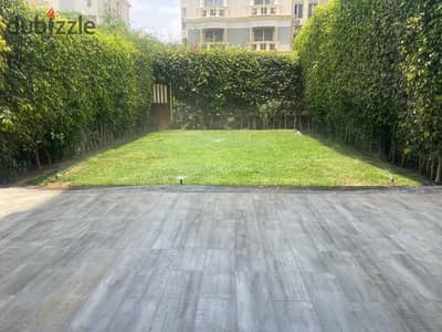 اي فيلا جاردن نصف مفروشه للايجار في كمبوند ماونتن فيو هايد بارك