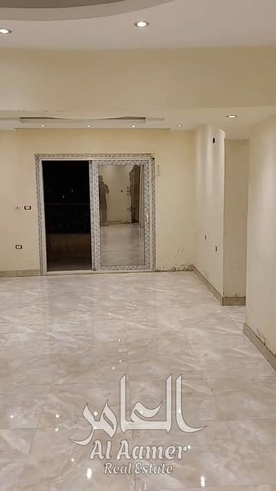 شقة للإيجار في زهراء المعادي شارع مكة 180م تشطيب لوكس 3 غرف بسعر 15000 جنيه