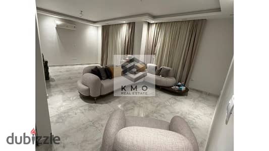 For sale, an ultra-finished apartment with 3 rooms at a special price in Galleria Moon Valley