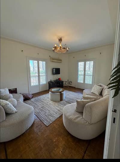 5 Bedrooms 320 sq.M Apartment for rent 50,000 EGP in Heliopolis, Cairo