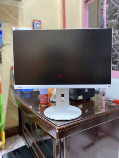 Fujitsu P24-8 We Pro Frameless 24 inch