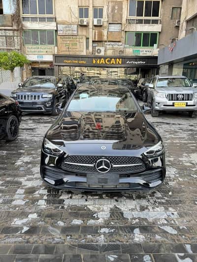 Mercedes-Benz C180 2026 AMG wakel