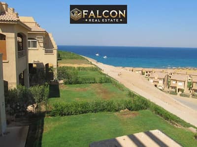 شالية علي البحر تشطيب فندقي بمقدم 500الف و الباقي تقسيط ف تلال العين السخنة بجوار بورتو TELAL AIN ELSOKHNA