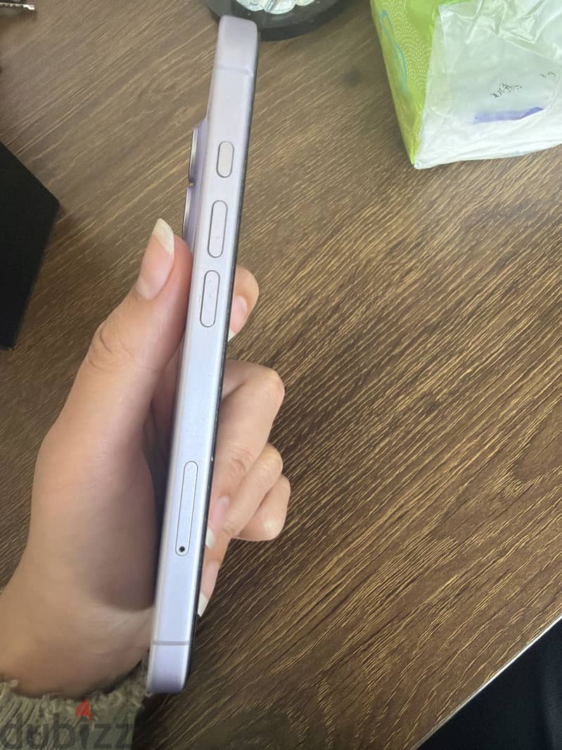 Apple - iPhone 17 2