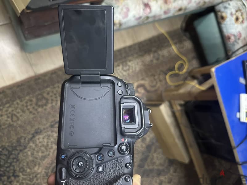 Canon 6d mark ii 4