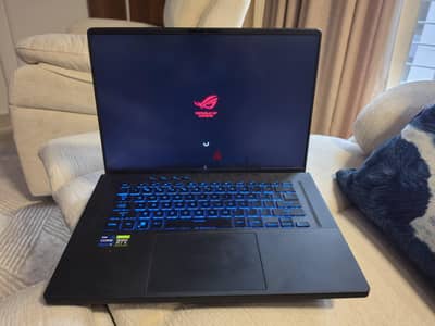 Asus Rog zephyrus M16