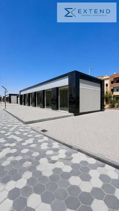 وحدة تجارية للإيجار في حدائق أكتوبر بموقع حيوي وسط تجمعات سكنية ومناسبة لمختلف الأنشطة التجارية