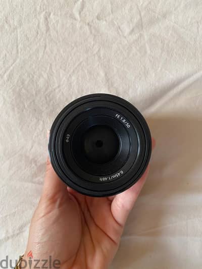Sony 50mm f/1.8 — حالة ممتازة | بالكرتونة والفاتورة