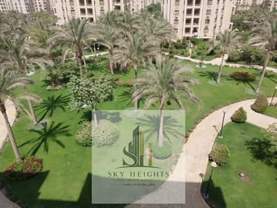 A great rental opportunity at a bargain price in one of the best areas of Rehab. Apartment details: Area: 110 sqm. 2 bedrooms, 2 bathrooms