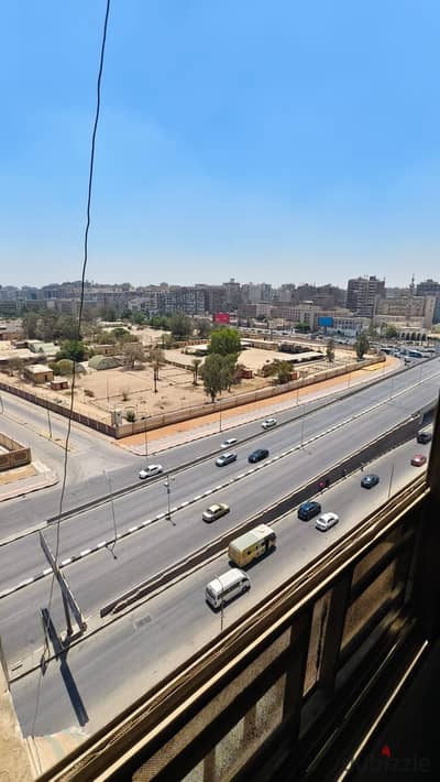 شقة للايجار 130م تصلح مكتب على شارع الطيران الرئيسي