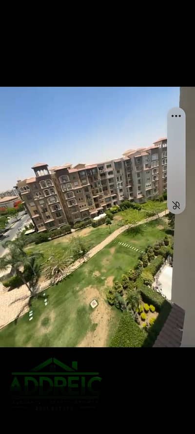 للبيع شقة مميزة بمساحه200م في مدينتي B1 فيو جاردن فرصة لا تُعوض تجمع بين الموقع الراقي و الهدوء، والإطلالة المفتوحة وهى فرصة مثالية للسكن او الاستثمار